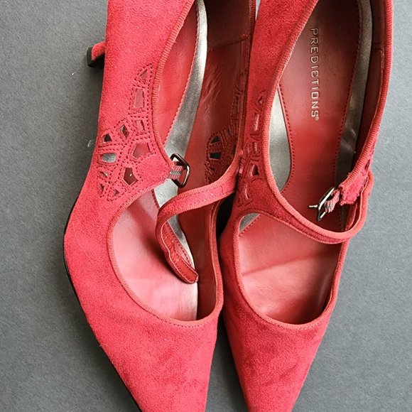 Rain boots and various shoes 👞 - Picture 3 of 9